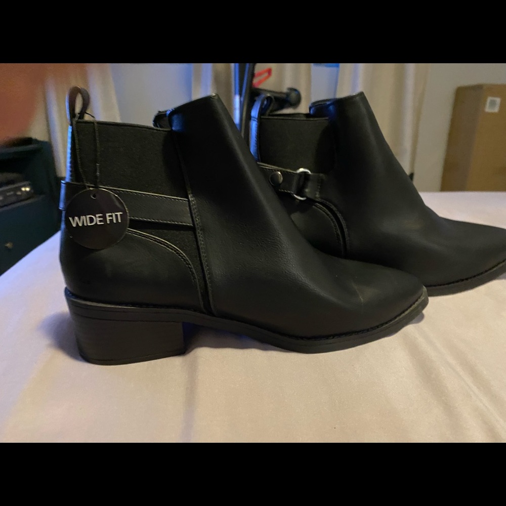 New Look wide leather look chelsea boot black 11